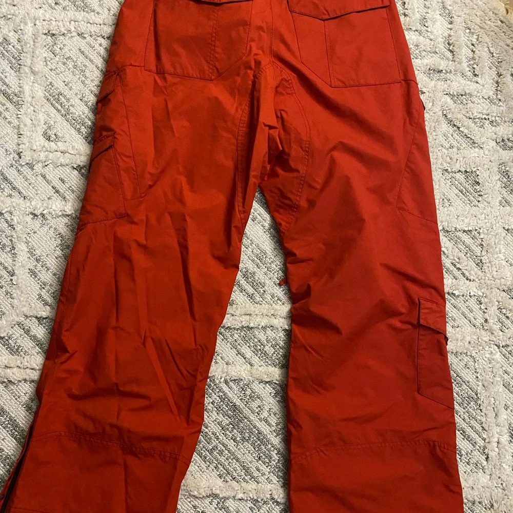 Simms Red Cargo Snow Pants with Big Utility Pockets SZ Large - Picture 4 of 6
